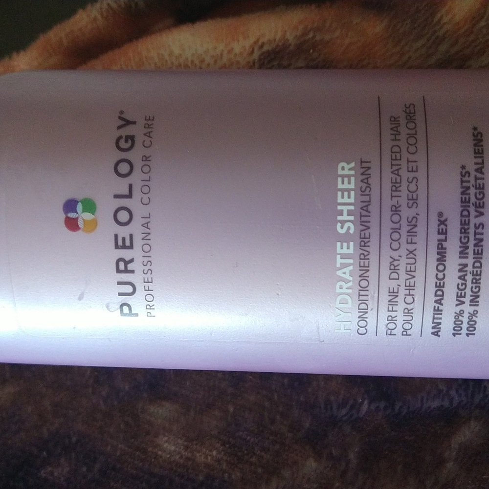Pureology Conditioner New! Amazing Product Best of 24' comes with/gift